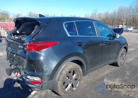 2022 Kia Sportage Lx z USA, uszkodzony, nr VIN KNDPMCAC5N7027500